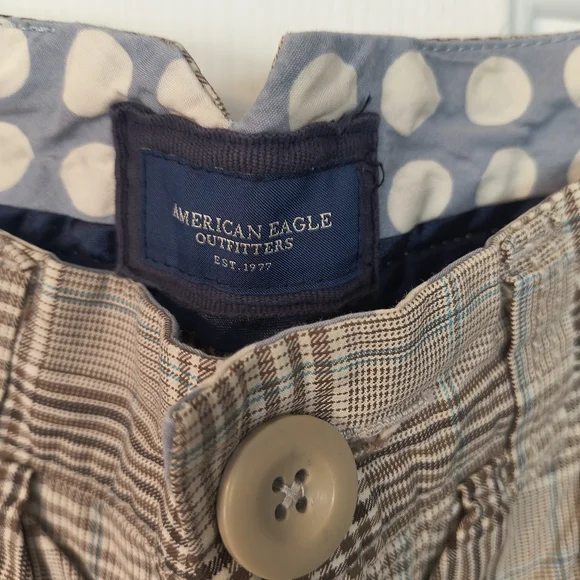 American Eagle Outfitters Brown Plaid Juniors Women's Shorts Size 2 - Picture 2 of 7